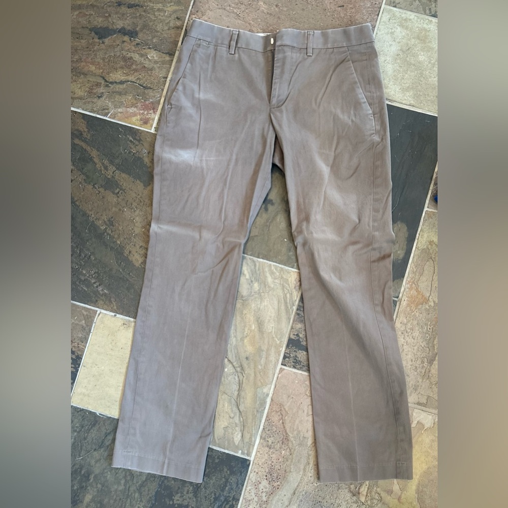 Express Photographer Dark khaki pants, slim, straight, 30 x 32